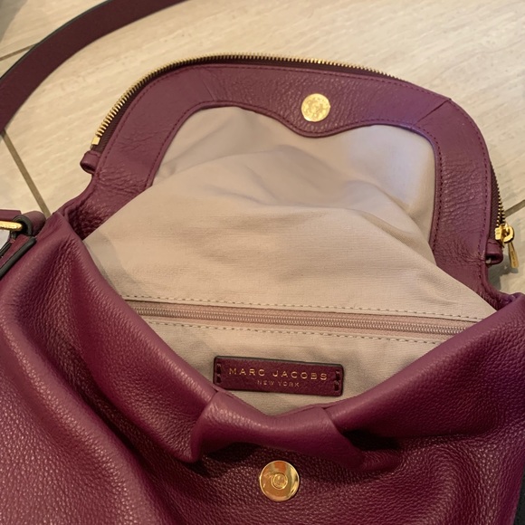 Marc Jacobs Pebbled Leather Fall Shoulder Bag Handbag Purse Berry Plum New - Picture 4 of 10